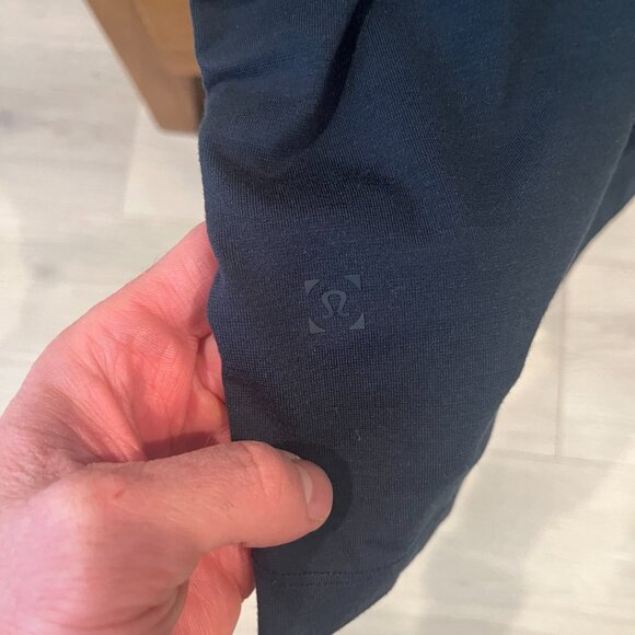 Lululemon Evolution Polo - Picture 4 of 4